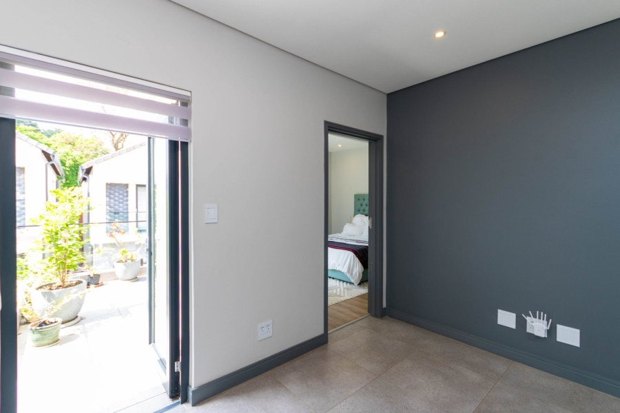 To Let 3 Bedroom Property for Rent in Bryanston Gauteng
