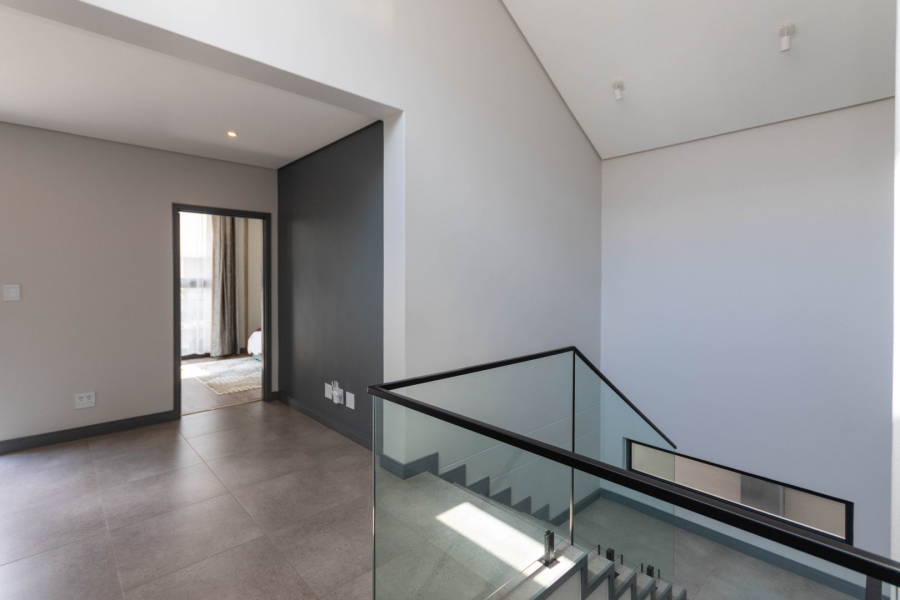 To Let 3 Bedroom Property for Rent in Bryanston Gauteng