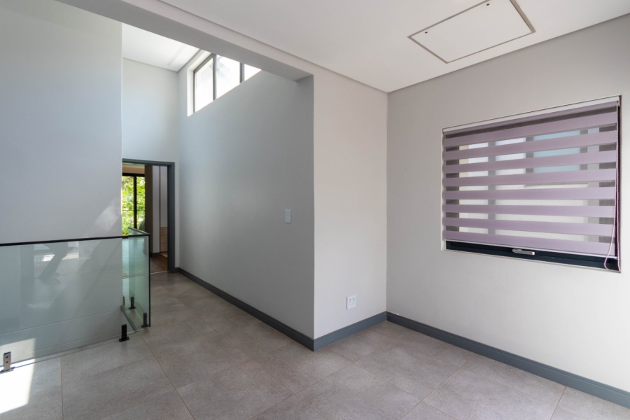 To Let 3 Bedroom Property for Rent in Bryanston Gauteng