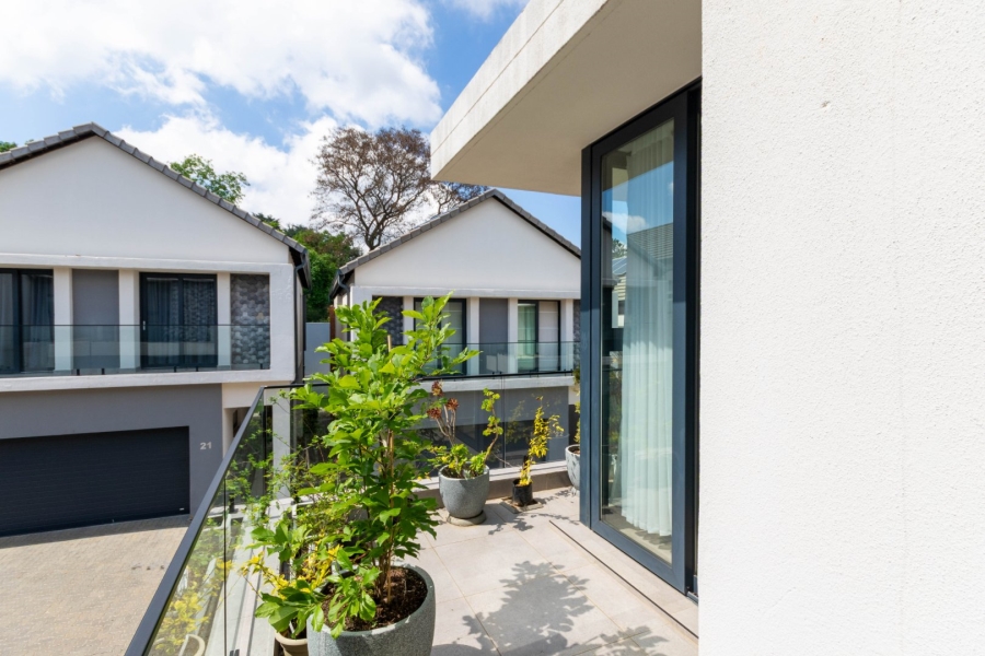 To Let 3 Bedroom Property for Rent in Bryanston Gauteng