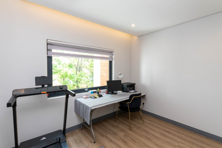 To Let 3 Bedroom Property for Rent in Bryanston Gauteng