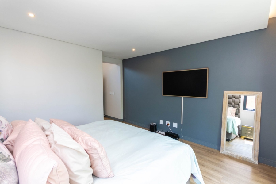 To Let 3 Bedroom Property for Rent in Bryanston Gauteng