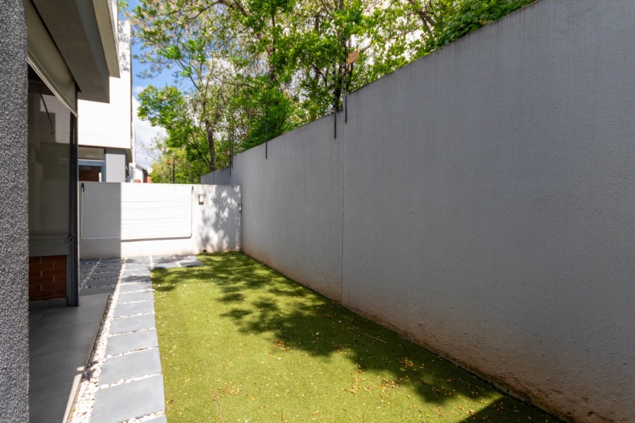 To Let 3 Bedroom Property for Rent in Bryanston Gauteng