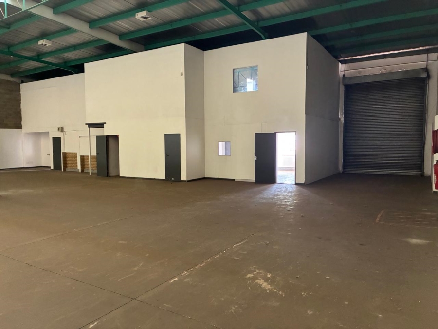 To Let Commercial Property for Rent in Driehoek Gauteng