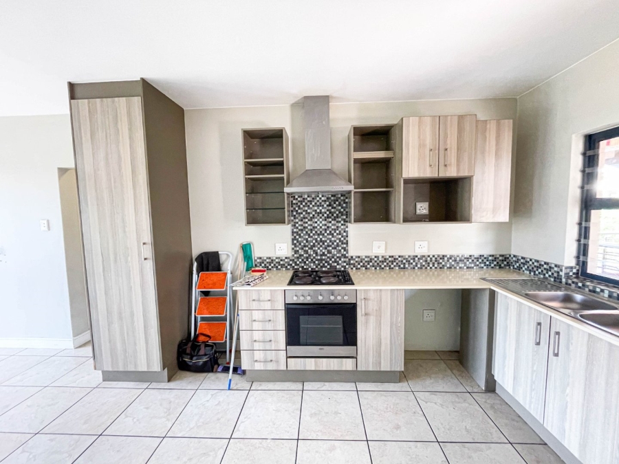 To Let 2 Bedroom Property for Rent in Edenburg Gauteng