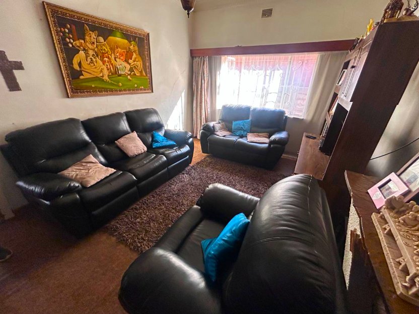 4 Bedroom Property for Sale in Bezuidenhout Valley Gauteng