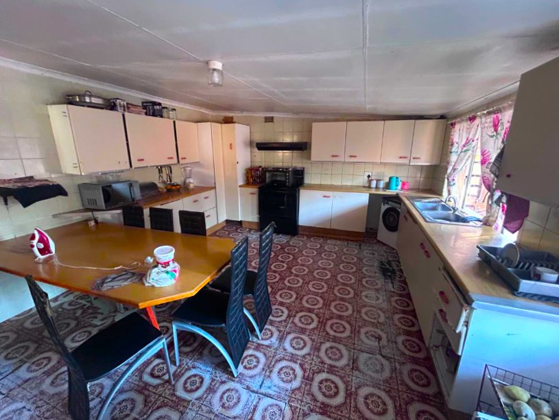 4 Bedroom Property for Sale in Bezuidenhout Valley Gauteng