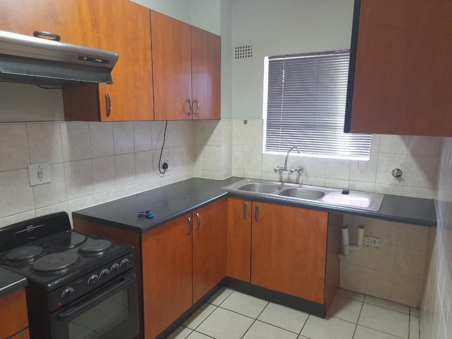2 Bedroom Property for Sale in Dayanglen Gauteng