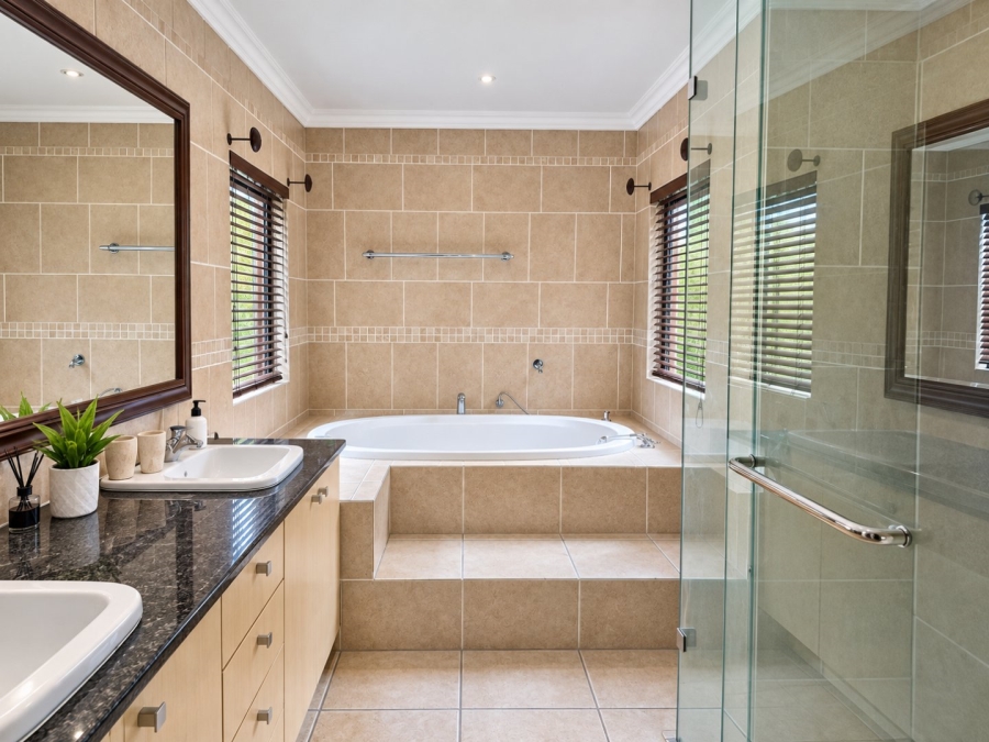 6 Bedroom Property for Sale in Bryanston Gauteng