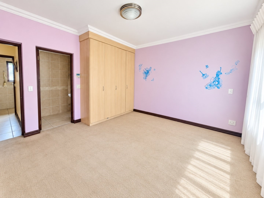 6 Bedroom Property for Sale in Bryanston Gauteng