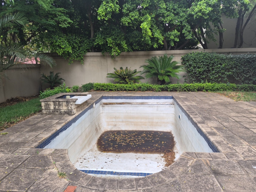 6 Bedroom Property for Sale in Bryanston Gauteng