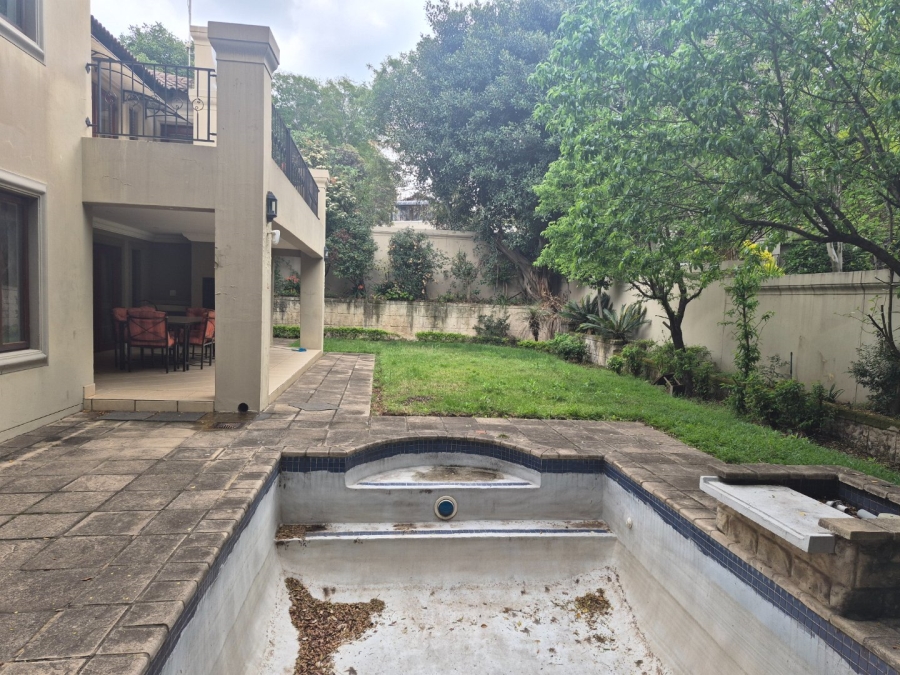 6 Bedroom Property for Sale in Bryanston Gauteng