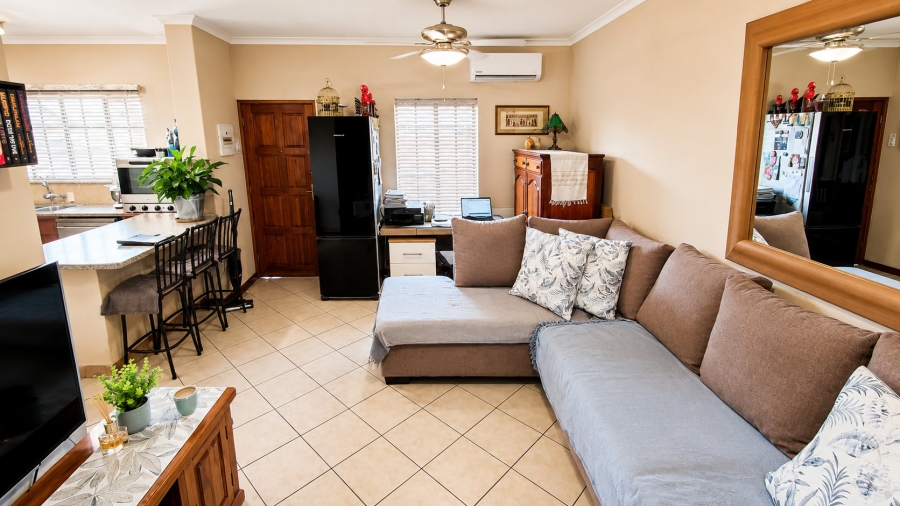 2 Bedroom Property for Sale in Monavoni Gauteng