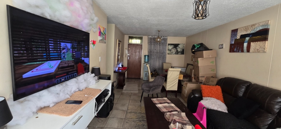 2 Bedroom Property for Sale in Pretoria Gauteng