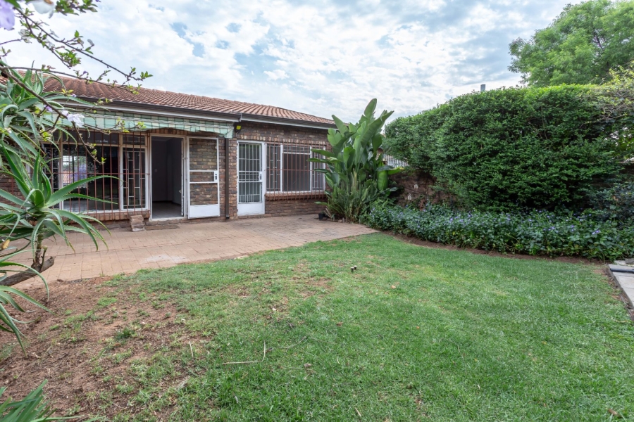 1 Bedroom Property for Sale in Northwold Gauteng