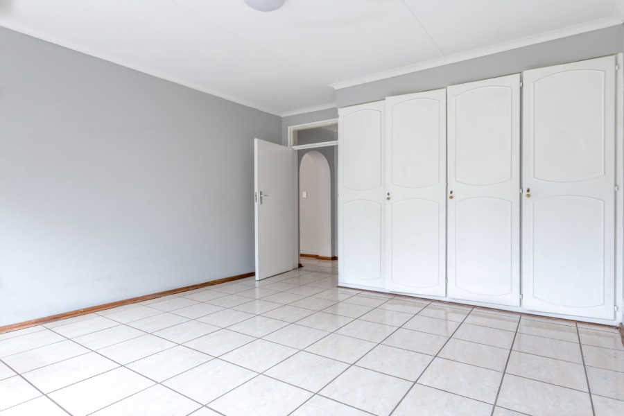 1 Bedroom Property for Sale in Northwold Gauteng