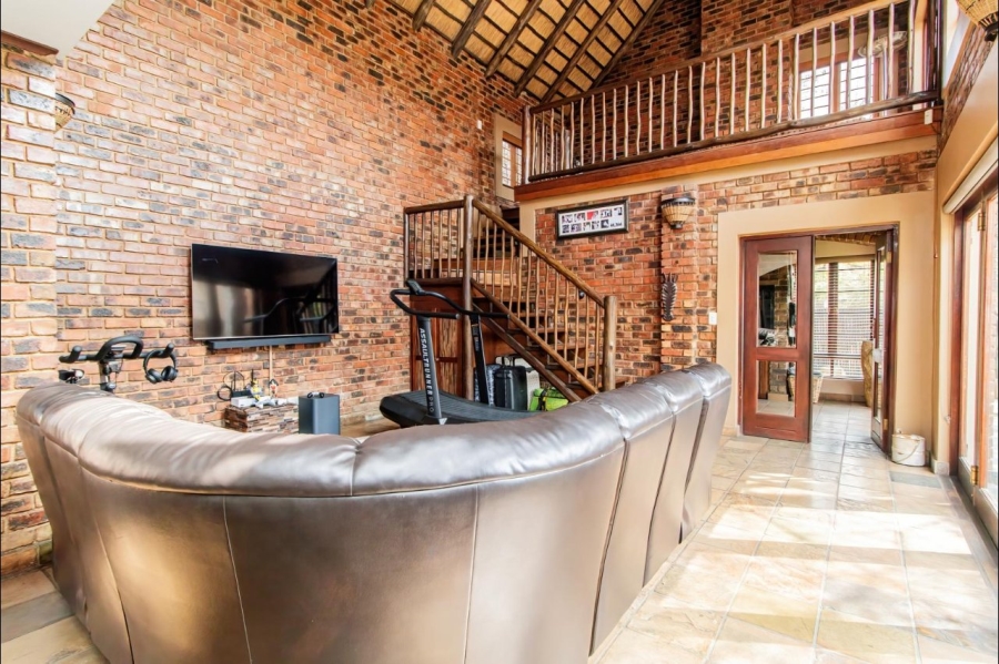 3 Bedroom Property for Sale in Glen Marais Gauteng