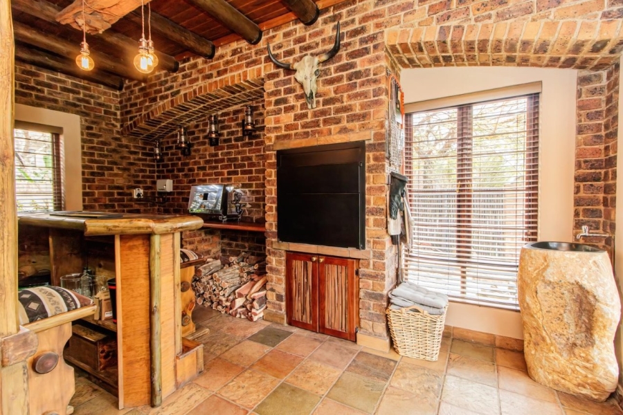 3 Bedroom Property for Sale in Glen Marais Gauteng