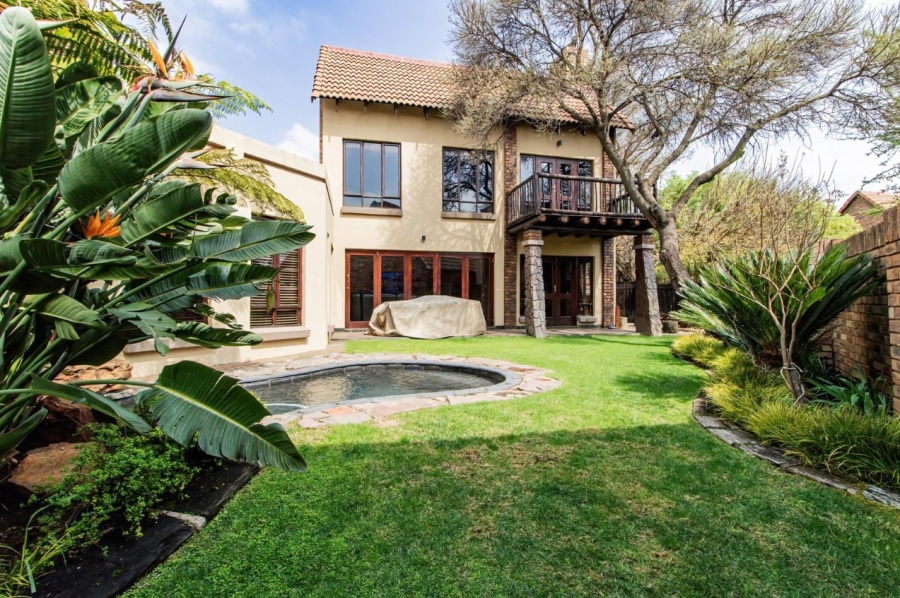 3 Bedroom Property for Sale in Glen Marais Gauteng