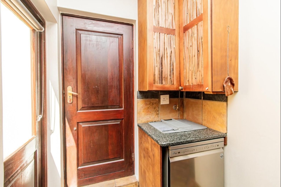 3 Bedroom Property for Sale in Glen Marais Gauteng