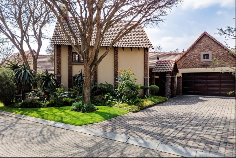 3 Bedroom Property for Sale in Glen Marais Gauteng