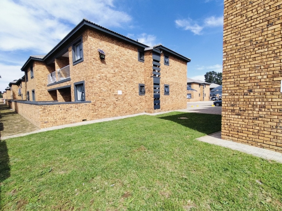 2 Bedroom Property for Sale in Rynfield A H Gauteng
