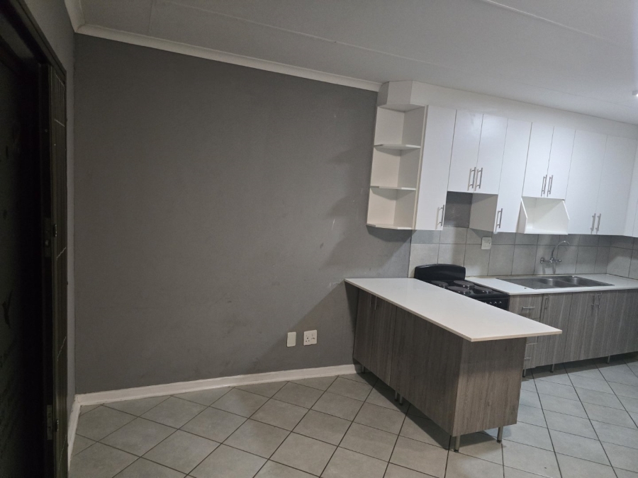 2 Bedroom Property for Sale in Karenpark Gauteng