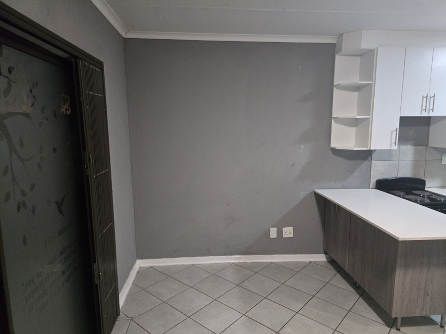 2 Bedroom Property for Sale in Karenpark Gauteng