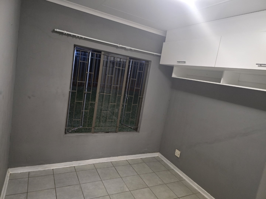 2 Bedroom Property for Sale in Karenpark Gauteng