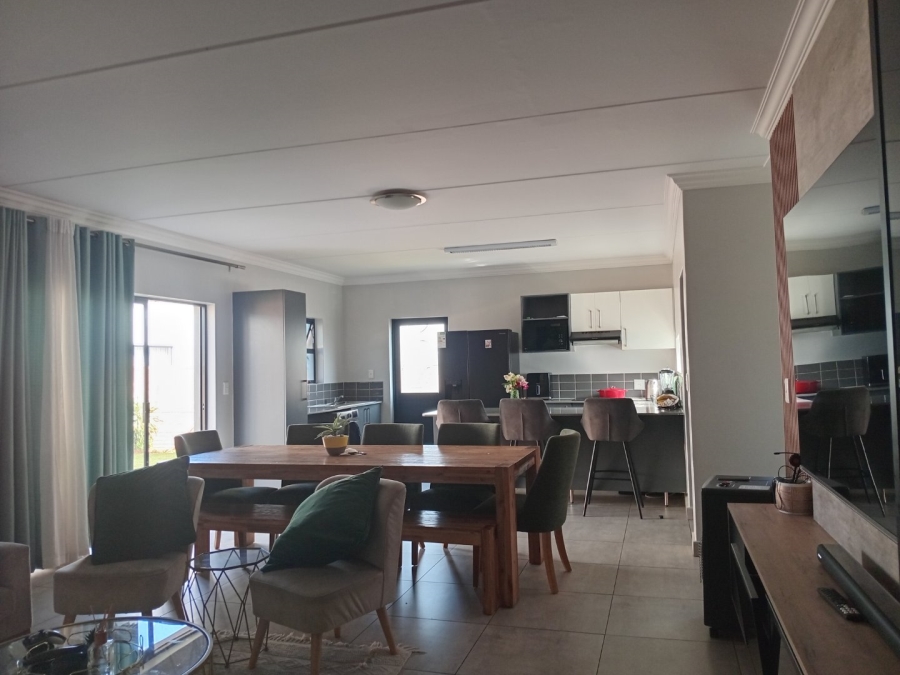 3 Bedroom Property for Sale in Thatchfield Estate Gauteng