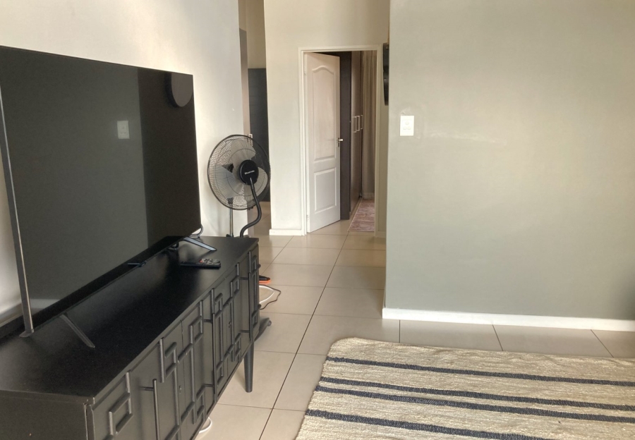 1 Bedroom Property for Sale in Fourways Gauteng