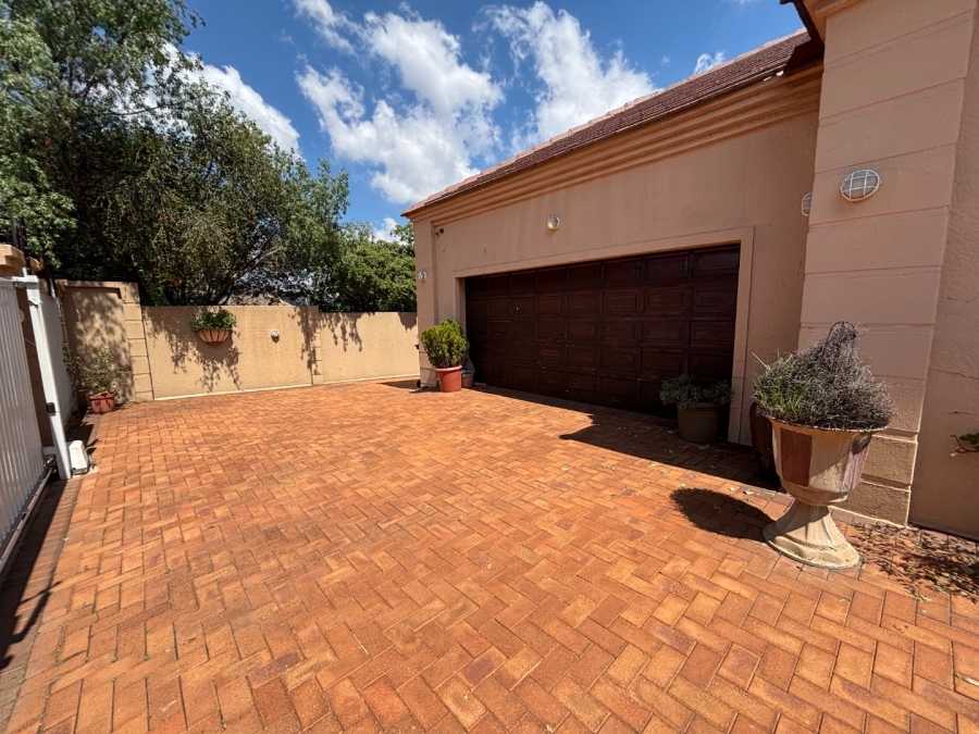 3 Bedroom Property for Sale in Dalpark Gauteng