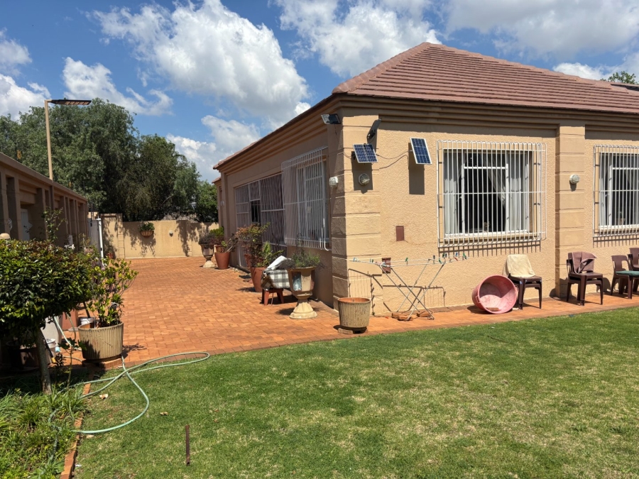 3 Bedroom Property for Sale in Dalpark Gauteng