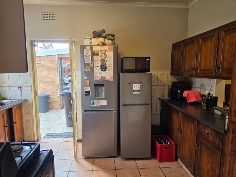 3 Bedroom Property for Sale in Barvallen Gauteng