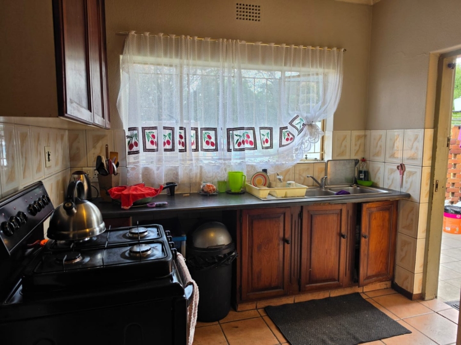3 Bedroom Property for Sale in Barvallen Gauteng