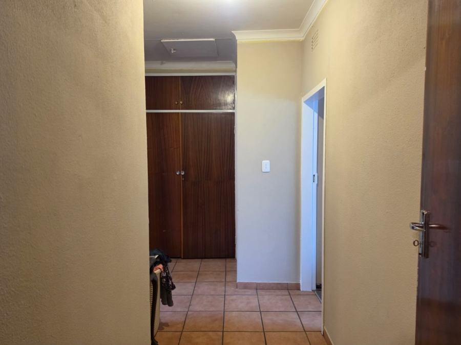 3 Bedroom Property for Sale in Barvallen Gauteng