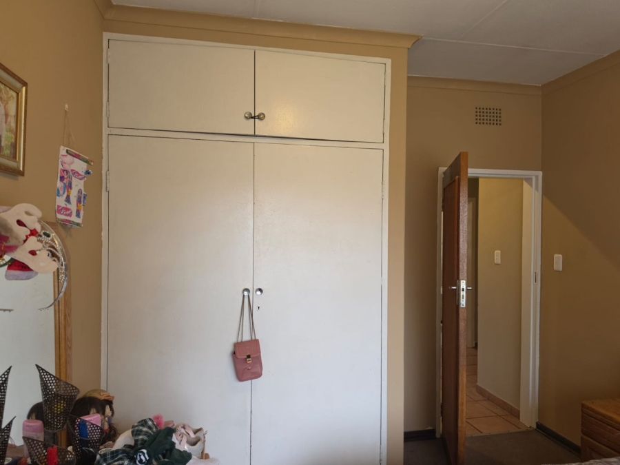 3 Bedroom Property for Sale in Barvallen Gauteng