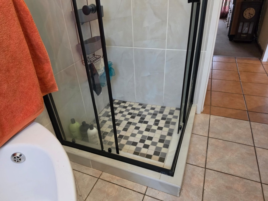 3 Bedroom Property for Sale in Barvallen Gauteng