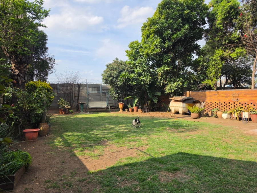 3 Bedroom Property for Sale in Barvallen Gauteng