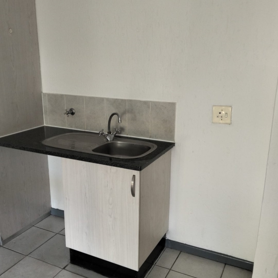 2 Bedroom Property for Sale in Ferndale Gauteng