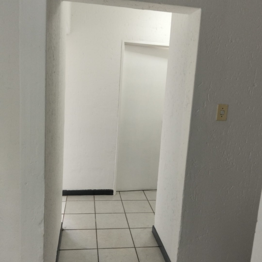 2 Bedroom Property for Sale in Ferndale Gauteng