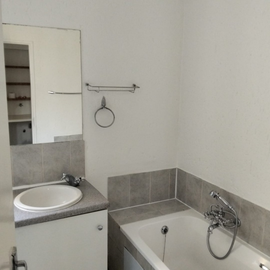 2 Bedroom Property for Sale in Ferndale Gauteng