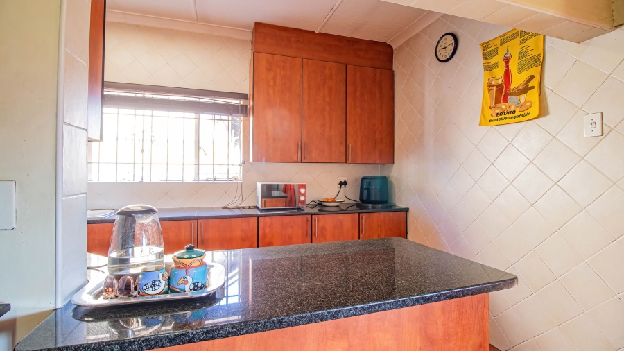 3 Bedroom Property for Sale in Rewlatch Gauteng