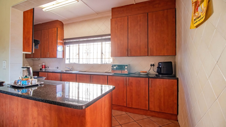 3 Bedroom Property for Sale in Rewlatch Gauteng