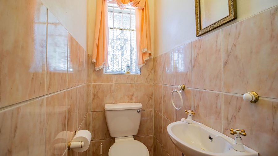 3 Bedroom Property for Sale in Rewlatch Gauteng