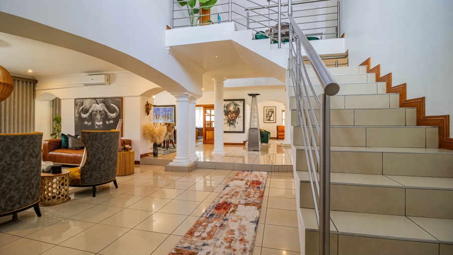 5 Bedroom Property for Sale in Glenvista Gauteng