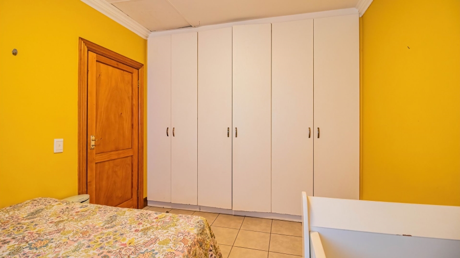 5 Bedroom Property for Sale in Glenvista Gauteng