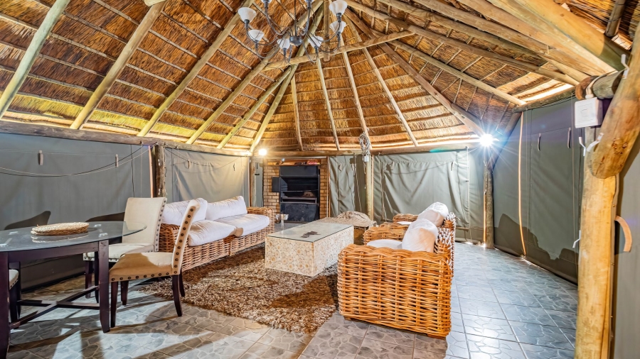 5 Bedroom Property for Sale in Glenvista Gauteng