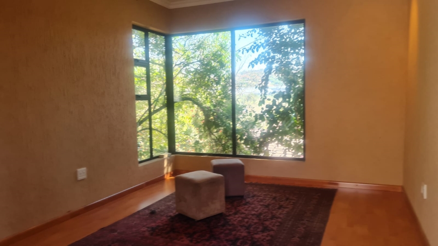 7 Bedroom Property for Sale in Glenvista Gauteng