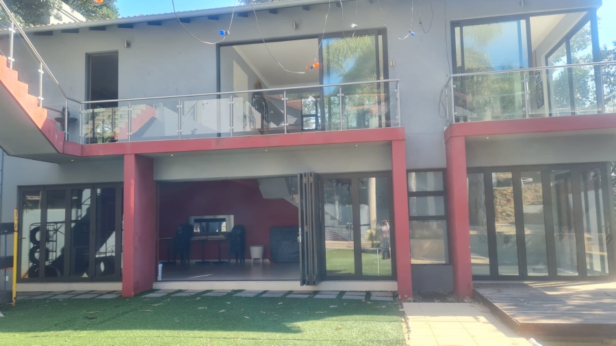7 Bedroom Property for Sale in Glenvista Gauteng